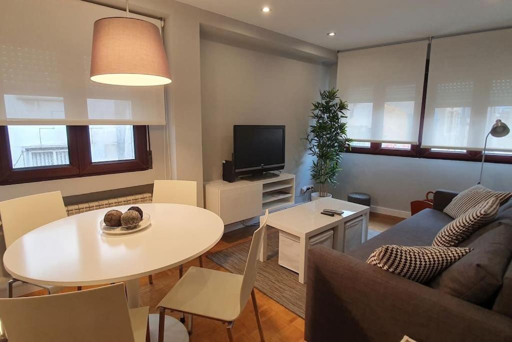 Moderno Apartamento En El Centro. El Carmen Wifi 기욘 외부 사진